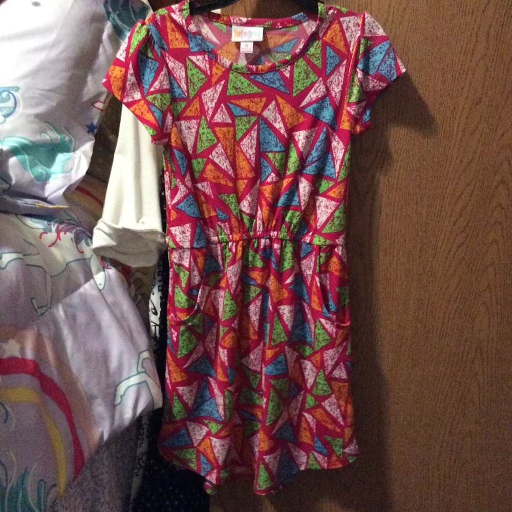 Girls 6 LulaRoe dress